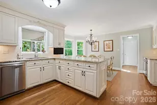 9918 Providence Forest Ln, Charlotte, NC 28270 - Photo 14
