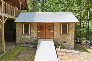 25 Theresa Terrace Rd, Nebo, NC 28761 - Photo 8