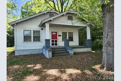 209 W 1st Street, Lowell, NC 28098 - Photo 1