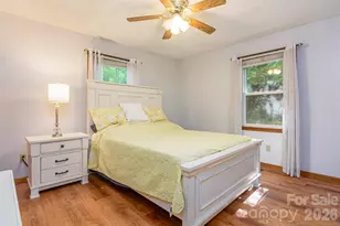 12 Mid Ct Dr, Asheville, NC 28804 - Photo 12