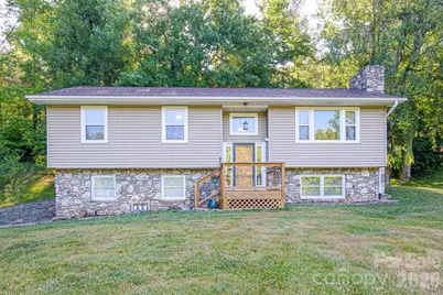 12 Mid Court Drive, Asheville, NC 28804 - Photo 2