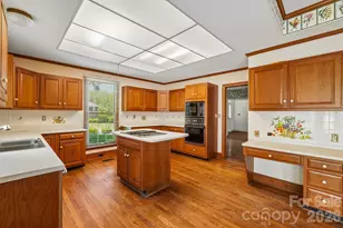 2231 Richardson Dr, Charlotte, NC 28211 - Photo 6