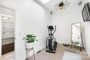 2215 Hassell Pl, Charlotte, NC 28209 - Photo 28