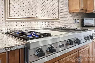 2215 Hassell Pl, Charlotte, NC 28209 - Photo 12