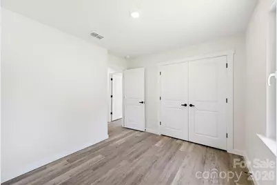 701 2nd Street Place SW, Conover, NC 28613 - Photo 16