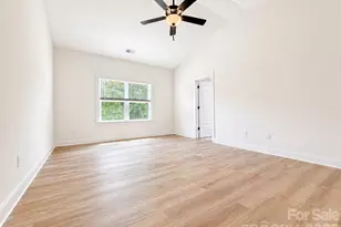 1220 N Sharon Amity Rd, Charlotte, NC 28211 - Photo 16