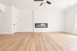 1220 N Sharon Amity Rd, Charlotte, NC 28211 - Photo 6