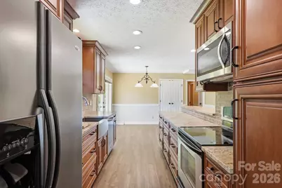 624 Patricia Avenue, Harrisburg, NC 28075 - Photo 12