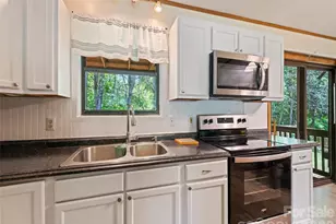 165 Clearwater Dr, Waynesville, NC 28785 - Photo 18