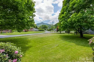 165 Clearwater Dr, Waynesville, NC 28785 - Photo 6