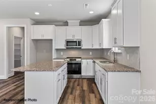 618 Central Dr, Statesville, NC 28677 - Photo 16