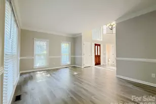 4714 Avonwood Ln, Charlotte, NC 28270 - Photo 6