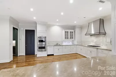 168 Cherokee Road, Charlotte, NC 28207 - Photo 18