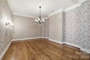 168 Cherokee Rd, Charlotte, NC 28207 - Photo 10