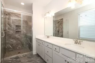 2245 Electric Ln, Charlotte, NC 28205 - Photo 16