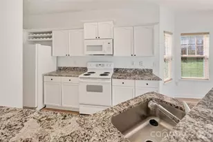 336 Doughton Ln, Charlotte, NC 28217 - Photo 12