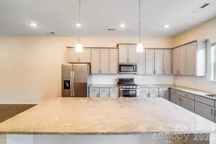 9420 Ainslie Downs St, Charlotte, NC 28273 - Photo 4