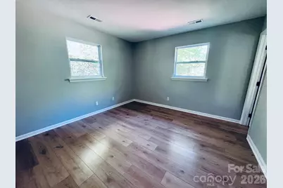 533 Frank Drive, Charlotte, NC 28215 - Photo 8