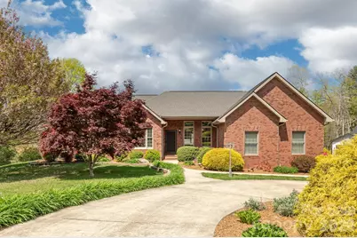 28 Tudor Crescent Court, Hendersonville, NC 28739 - Photo 4