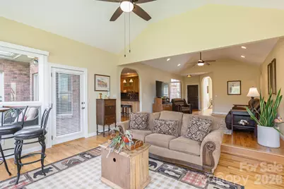 28 Tudor Crescent Court, Hendersonville, NC 28739 - Photo 14