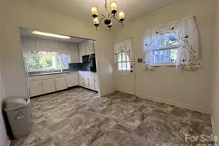 209 S Roxford Rd, Kings Mountain, NC 28086 - Photo 10
