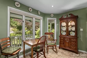 3942 Laurel Park Hwy, Laurel Park, NC 28739 - Photo 8