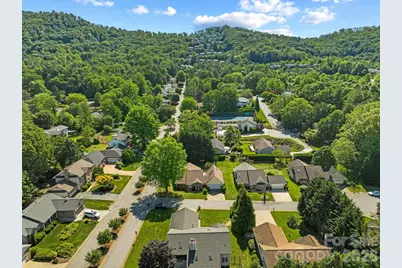 2 Gatehouse Court, Asheville, NC 28803 - Photo 32