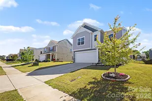 131 Watuga Pl, Statesville, NC 28625 - Photo 2