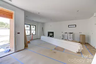 17 N Martha Kate Dr, Hendersonville, NC 28792 - Photo 16