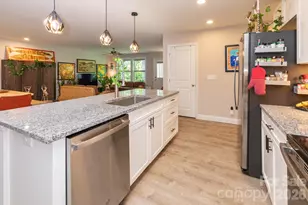 30 Edmond Woods Pl, Fairview, NC 28730 - Photo 14