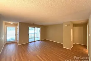1021 Churchill Downs Ct, Charlotte, NC 28211 - Photo 2