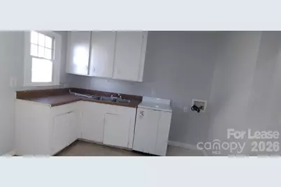 2667 Dr Carver Road, Charlotte, NC 28208 - Photo 10