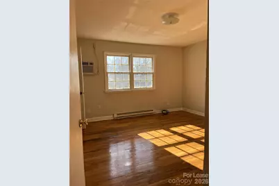 2667 Dr Carver Road, Charlotte, NC 28208 - Photo 6