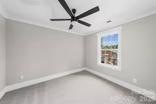 2406 Newland Rd, Charlotte, NC 28216 - Photo 30