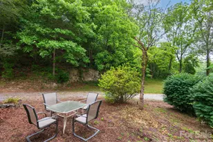 24 Piney Ridge Mountain Rd, Zirconia, NC 28790 - Photo 18