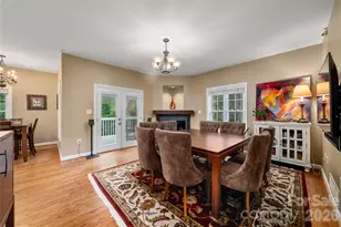 100 Welwyn Ln, Asheville, NC 28805 - Photo 10