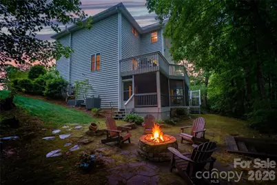 100 Welwyn Lane, Asheville, NC 28805 - Photo 2