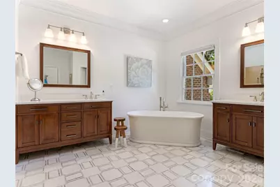714 Edgehill Road N, Charlotte, NC 28207 - Photo 24