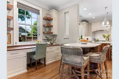 714 Edgehill Road N, Charlotte, NC 28207 - Photo 12