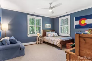714 Edgehill Rd N, Charlotte, NC 28207 - Photo 28
