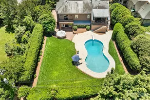 714 Edgehill Rd N, Charlotte, NC 28207 - Photo 46