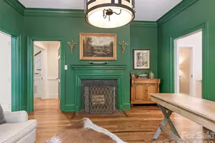 714 Edgehill Rd N, Charlotte, NC 28207 - Photo 8
