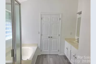 10317 Stoneykirk Lane, Charlotte, NC 28269 - Photo 28