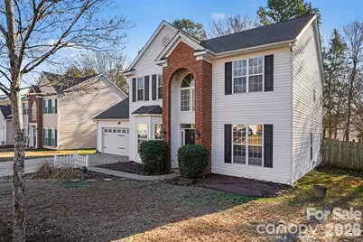 10317 Stoneykirk Lane, Charlotte, NC 28269 - Photo 2
