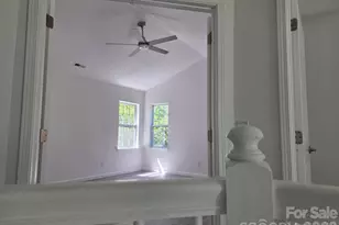 10317 Stoneykirk Ln, Charlotte, NC 28269 - Photo 38