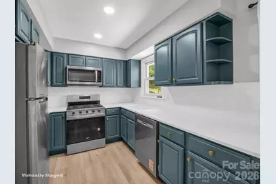 204 Jeff Street, Hendersonville, NC 28739 - Photo 8