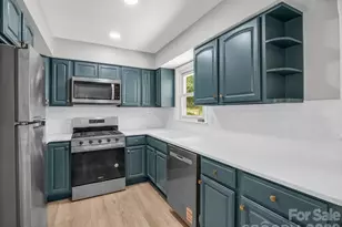 204 Jeff St, Hendersonville, NC 28739 - Photo 8