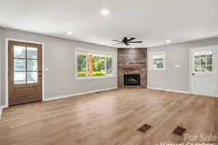 204 Jeff St, Hendersonville, NC 28739 - Photo 10