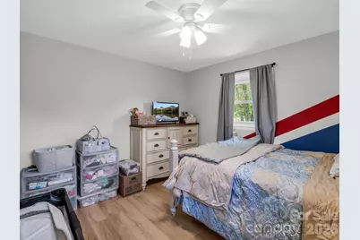 204 Jeff Street, Hendersonville, NC 28739 - Photo 28