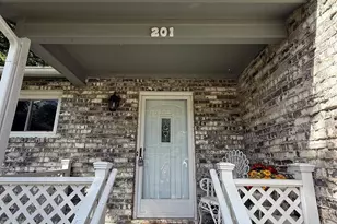 201 Wellington Hills Cir, Salisbury, NC 28147 - Photo 2